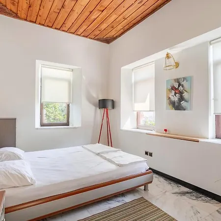 Luna Sea View With Private Pool Апартаменты